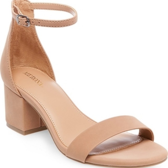 Merona Shoes - NIB Merona Marcella Tan Heels